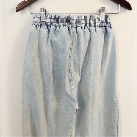 Nichole Lynel Wide Leg High Rise Elastic Waist Pull on Jeans Light Blue Small - Picture 8 of 9
